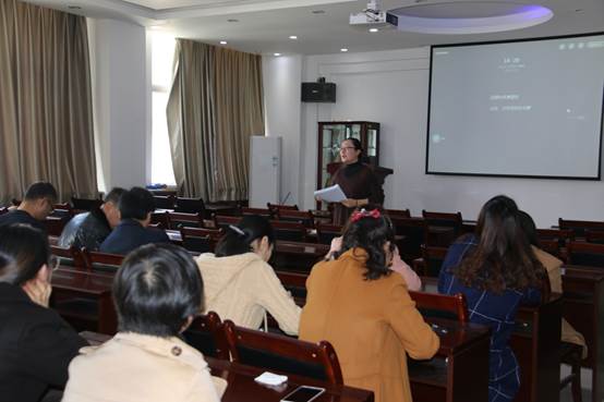 说明: E:\work\宣传部\宣传工作\待发新闻稿\20190318GG扑克官网
多措并举积极推进2019届毕业生就业工作\学院大会.JPG